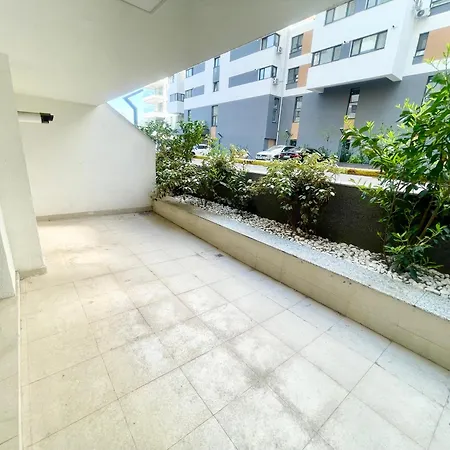 Apartament Adress Cd10 *